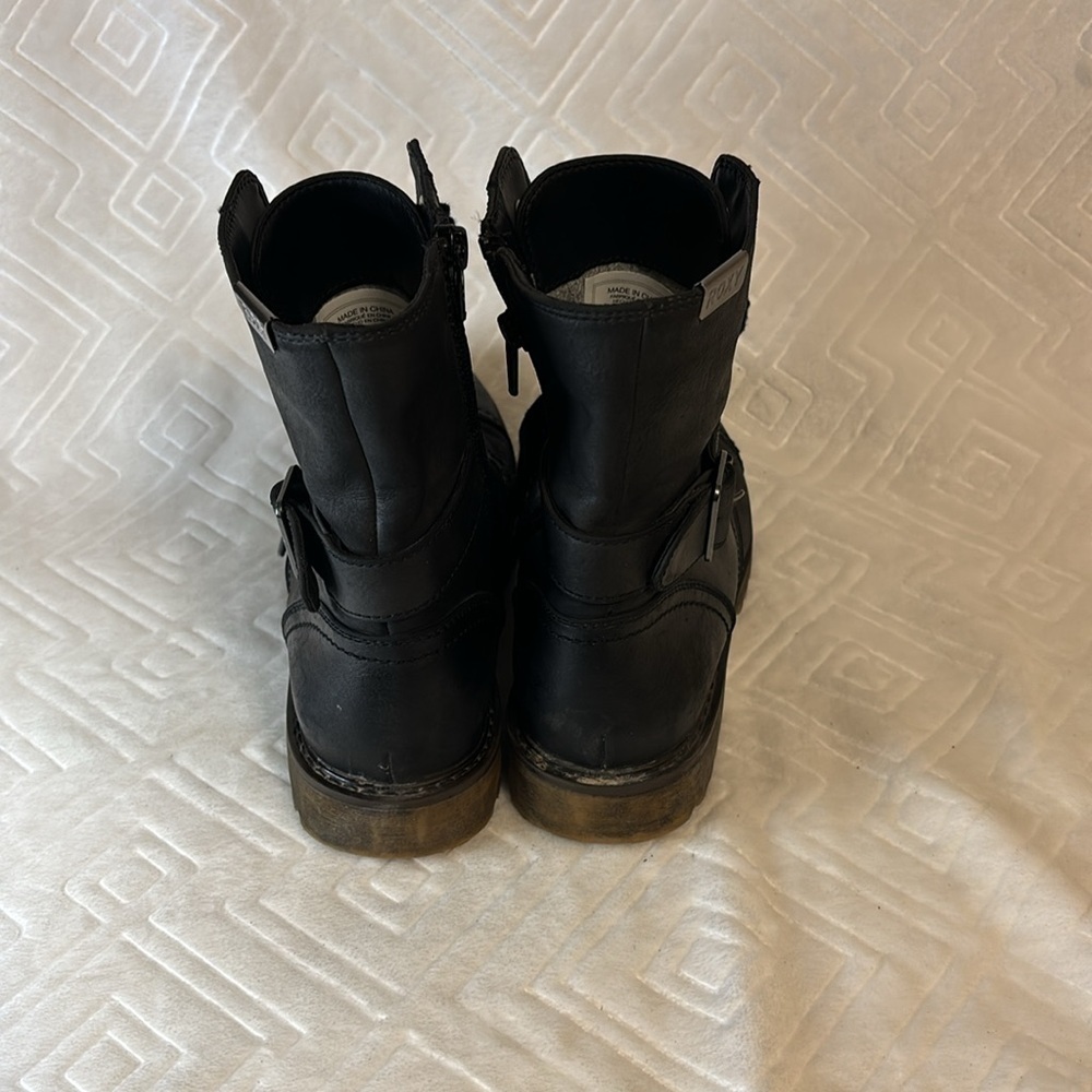 Roxy combat boot. Size 6 - Picture 4 of 7